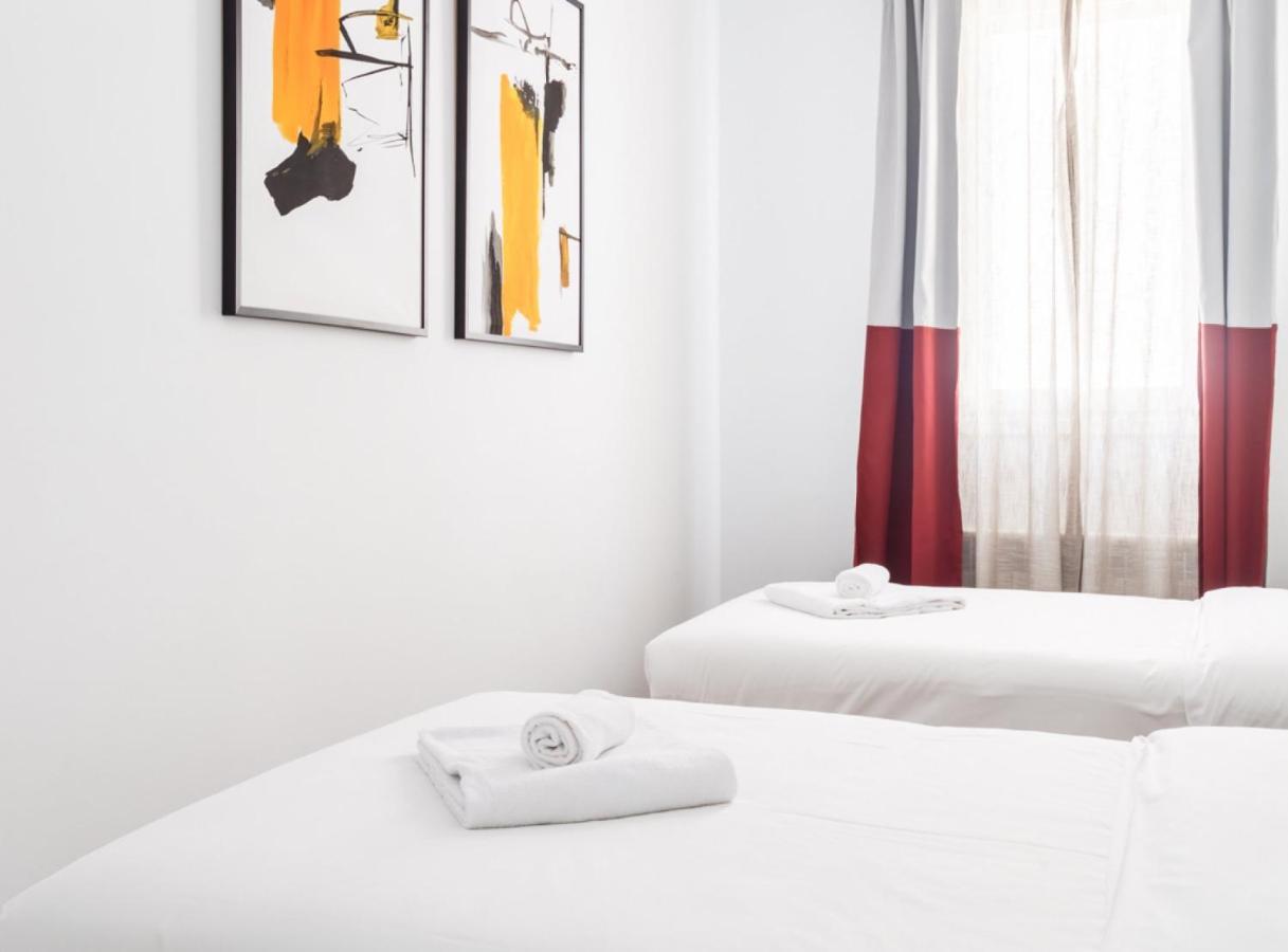 Smartr Atocha Reina Sofia Aparthotel Madrid Kültér fotó
